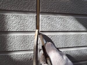 既存シーリング撤去